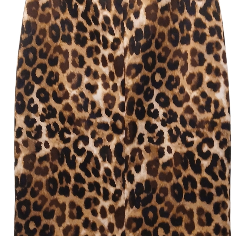 Betsy Johnson -NWOT Leopard Print Skirt, Elastic Waist 30"W, 23" L, 36"H - Picture 6 of 10